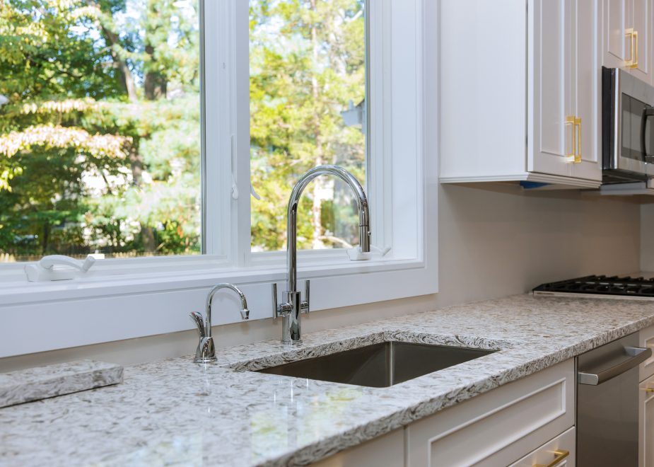 Choosing the Right Countertop Finish: Matte vs. Glossy