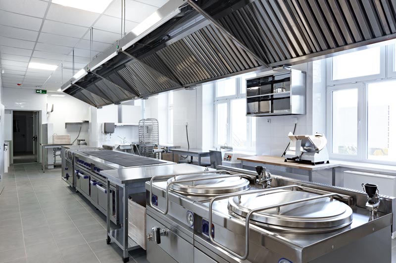 Commercial Kitchen Remodels: Balancing Workflow Efficiency With Aesthetics